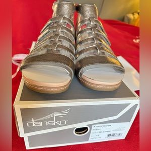 Dansko Athena Nappa Pewter sandals size 41